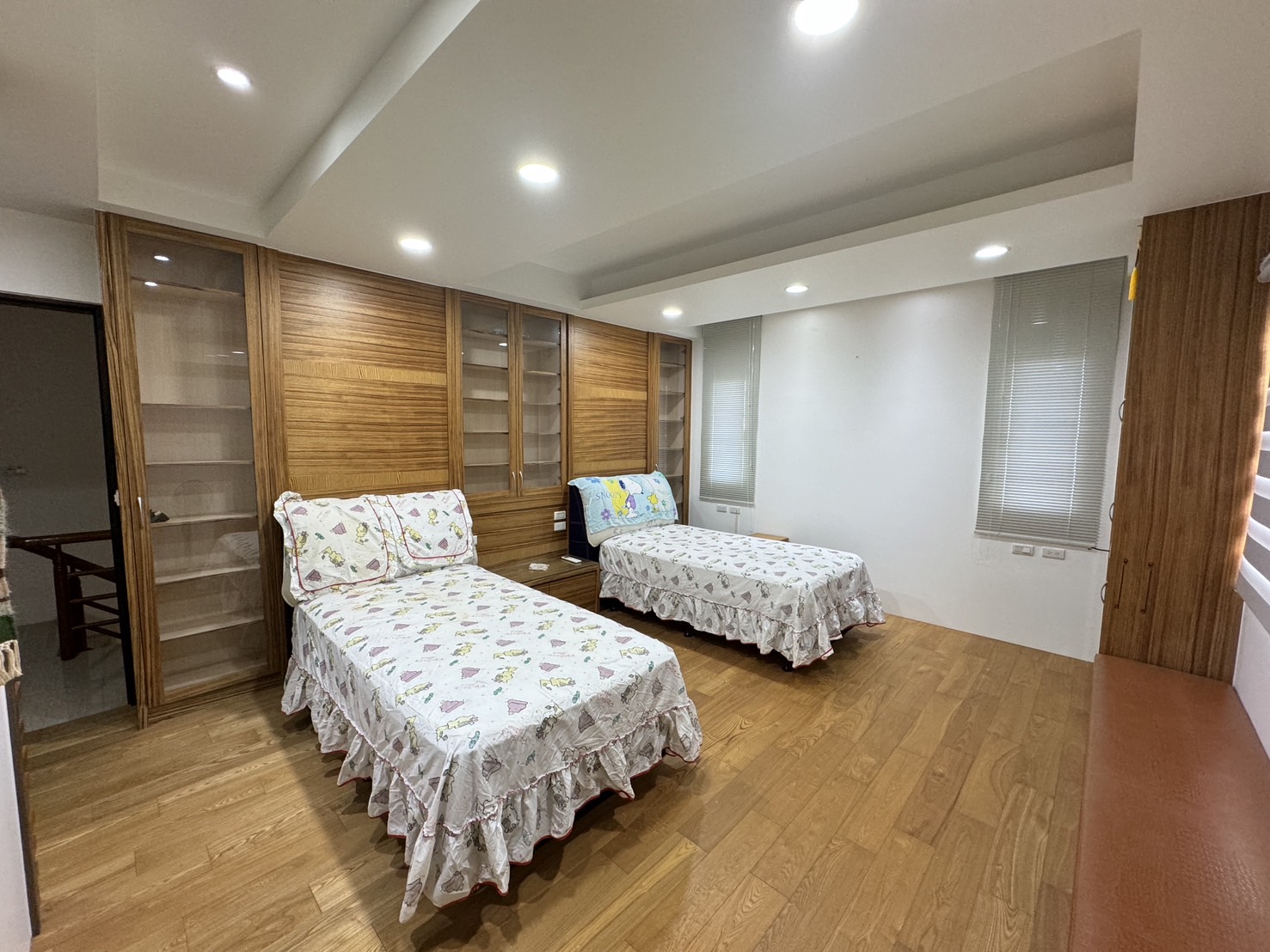 永慶許書豪★近羅東市區清溝夜市免整理美農舍